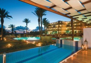 hotel-img